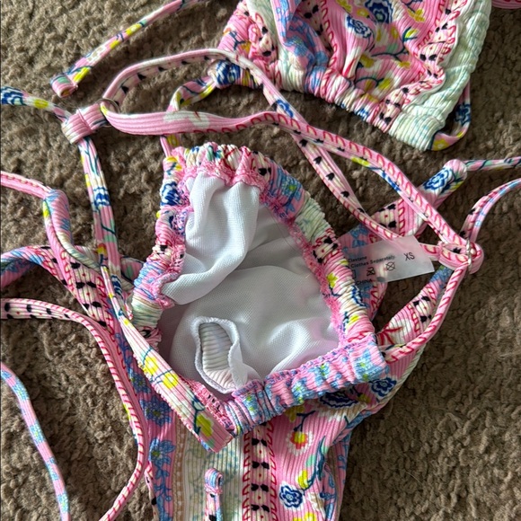 Colorful Patterned Bikini Set - Picture 4 of 5